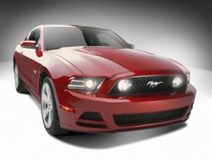 Ford Mustang 5.0 GT 2012 года